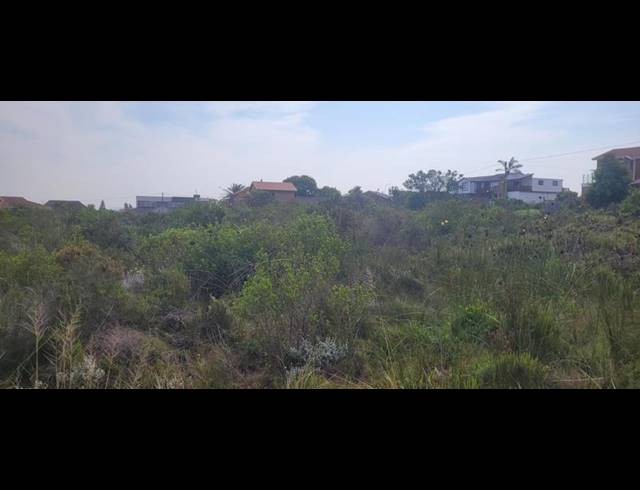 LAND FOR SALE IN DANA BAY